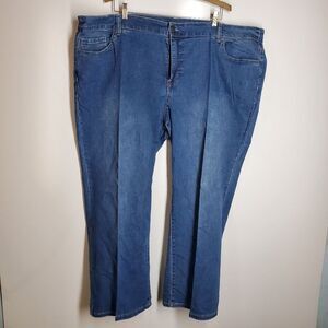 Avenue Denim Bootcut Women's Jeans.  Size 26P